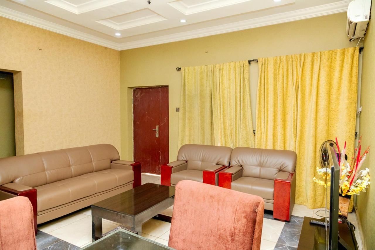 Akingston Residence Ibadan Exterior photo