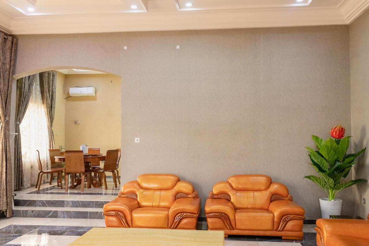 Akingston Residence Ibadan Exterior photo